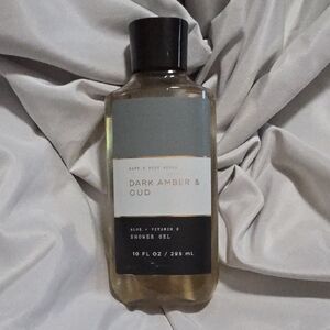 Bath & Body Works Dark Amber & Oud Body Wash - Black and Cream